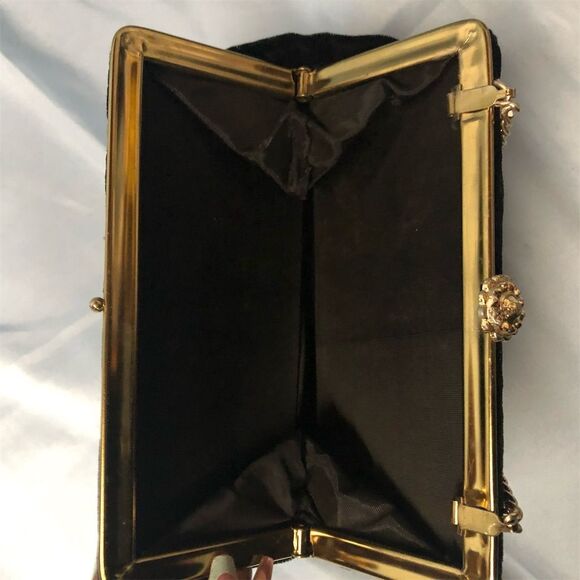 Vintage Black Velvet Shoulder Hand Bag Purse Gold Chain Formal - Picture 3 of 3
